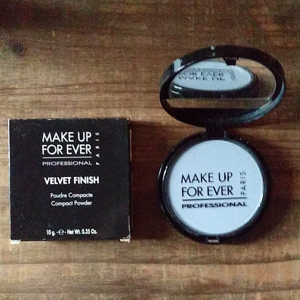 Make Up For Ever Velvet Finish